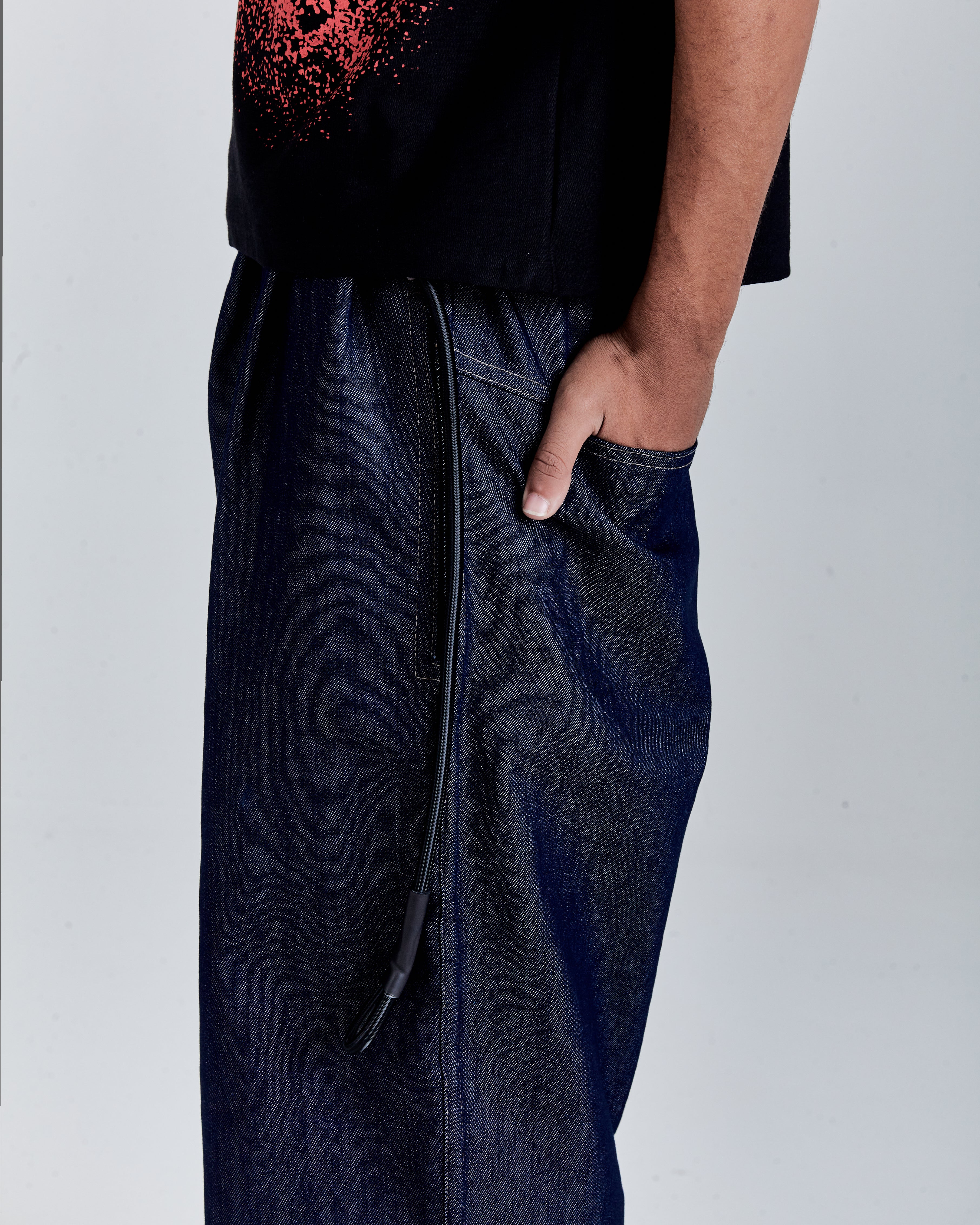 WIDE NAVY DENIM SHORTS